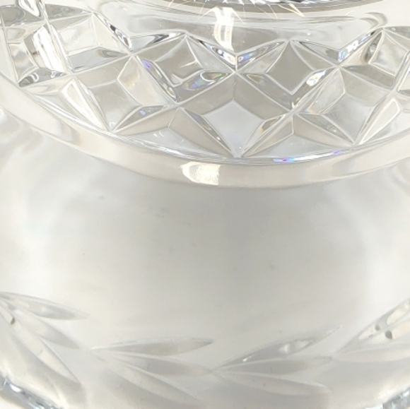 Vintage Cut Glass Bowl – Etched Leaf & Starburst Design - Picture 5 of 5